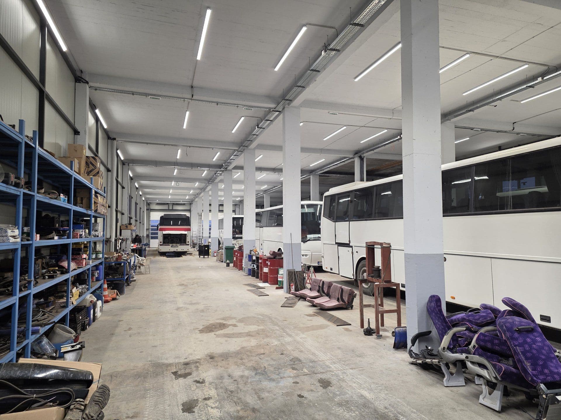 AS Tours Bus Workshop — Triton MAX LED Lighting for Coach Repair - Image 1